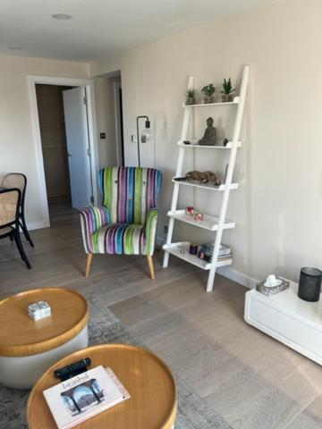 2 Bedroom Chelsea Apartment 伦敦 外观 照片